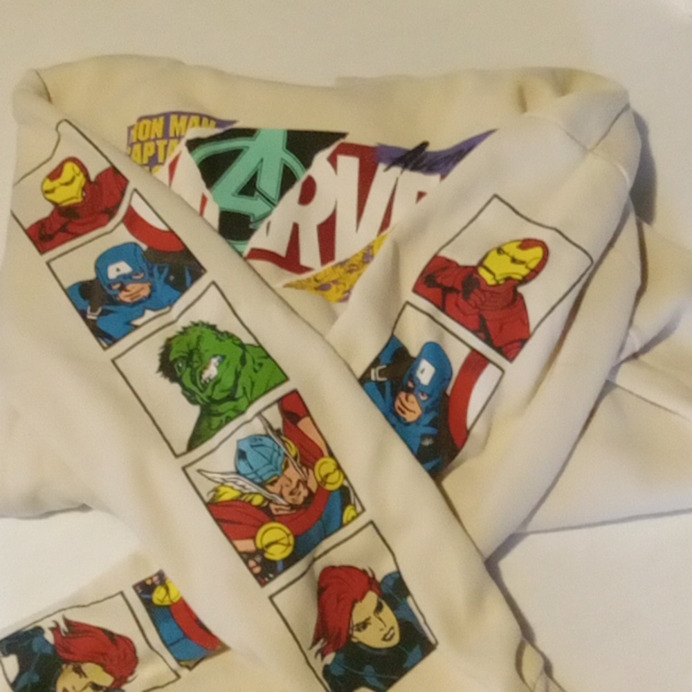 Marvel sweatshirt